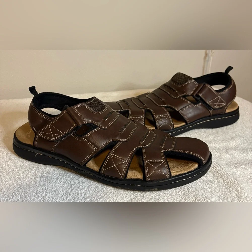 Dockers Men's Searose Closed Toe Fisherman/Outdoor Sandals Brown Size 12M